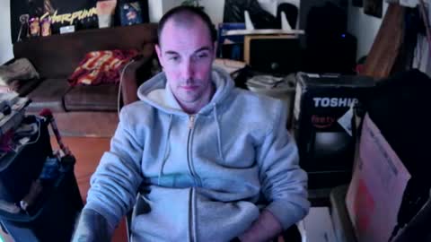 Snapshot of justinelsmith chatting on 02/10/25, 02:41 justinelsmith online show from 02/10/25, 02:41