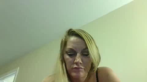 Snapshot of justjucijustice chatting on 11/16/25, 10:32 JustJuiciJustice online show from 11/16/25, 10:32