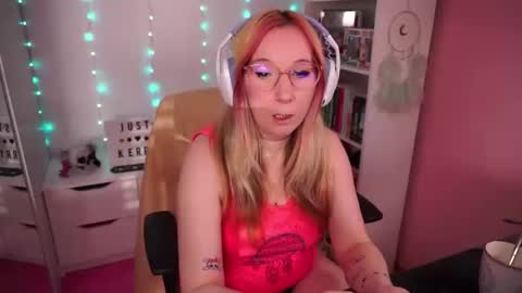 Snapshot of justkerryx chatting on 11/05/25, 08:58 Kerry online show from 11/05/25, 08:58