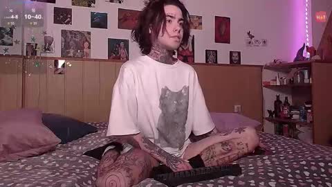 Juuzou hehim u can call me Juz online show from 11/13/25, 03:22