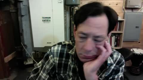 Snapshot of jy123abcd chatting on 02/22/25, 07:01 tinychinychubby online show from 02/22/25, 07:01