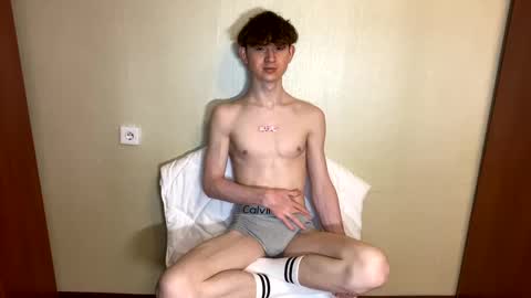 Snapshot of k1tty_b0y chatting on 01/16/25, 09:08 k1tty b0y online show from 01/16/25, 09:08