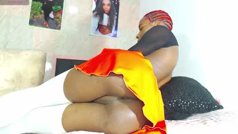 STORMI online show from 11/01/25, 01:18