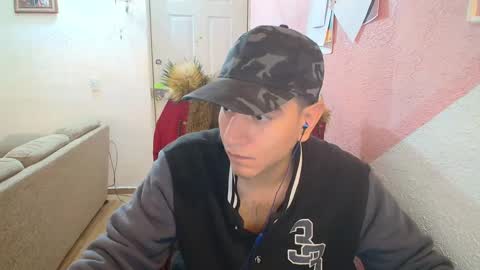 kael_art_d online show from 12/02/24, 07:03