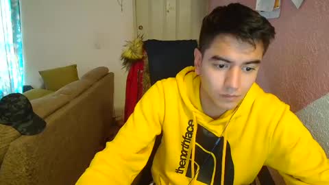 kael_art_d online show from 12/05/24, 11:07