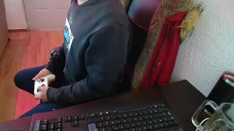 kael_art_d online show from 12/11/24, 06:52