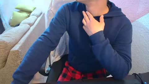 kael_art_d online show from 12/23/24, 02:45