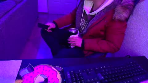 kael_art_d online show from 12/25/24, 09:45