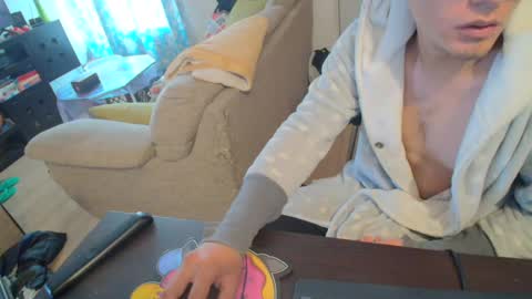 kael_art_d online show from 03/06/25, 09:09