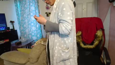 kael_art_d online show from 03/07/25, 12:37