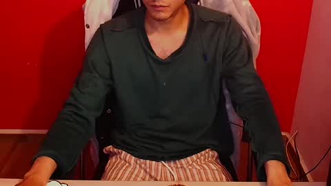 kael_art_d online show from 09/18/25, 04:31