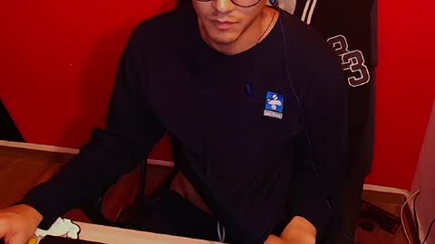 kael_art_d online show from 09/22/25, 04:03