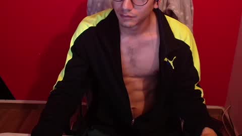 kael_art_d online show from 09/30/25, 10:04