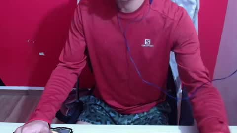 kael_art_d online show from 10/27/25, 12:04