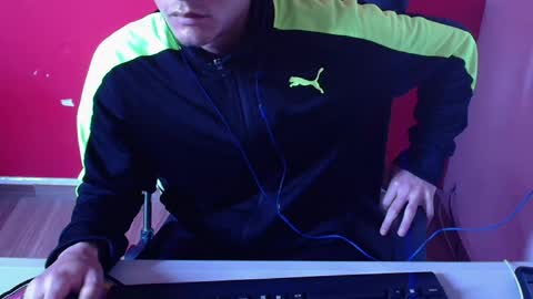 kael_art_d online show from 10/30/25, 07:14