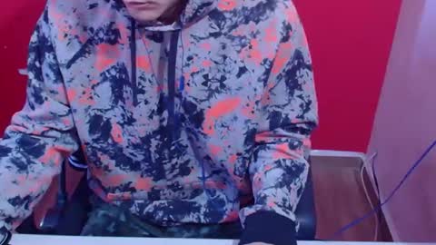 kael_art_d online show from 11/06/25, 01:23