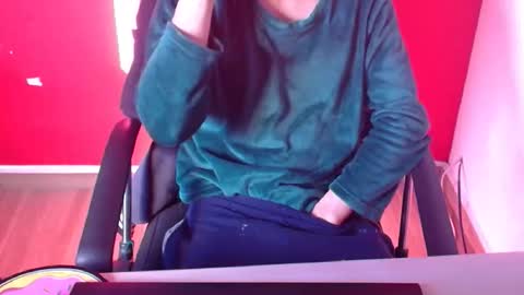 kael_art_d online show from 11/09/25, 09:46