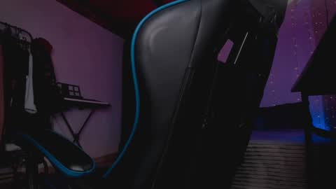 Snapshot of kael_owens chatting on 11/09/25, 11:47 Kael Owens online show from 11/09/25, 11:47