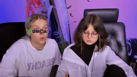 kaela_spell_ online show from 11/04/25, 08:19