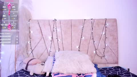 Snapshot of kaelaa18 chatting on 12/16/24, 05:33 Kaela online show from 12/16/24, 05:33