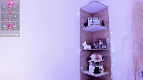 Snapshot of kaelaa18 chatting on 12/17/24, 06:42 Kaela online show from 12/17/24, 06:42