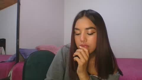 Snapshot of kahelipurple chatting on 01/23/25, 01:08 KAHELIINDEPENDENT MODEL online show from 01/23/25, 01:08