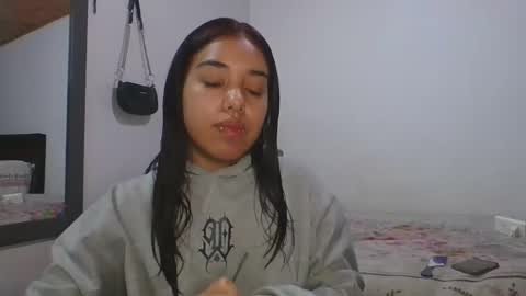 Snapshot of kahelipurple chatting on 03/08/25, 01:03 KAHELIINDEPENDENT MODEL online show from 03/08/25, 01:03