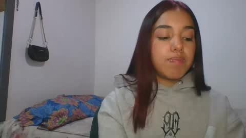 Snapshot of kahelipurple chatting on 03/08/25, 07:31 KAHELIINDEPENDENT MODEL online show from 03/08/25, 07:31