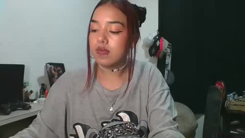 Snapshot of kahelipurple chatting on 11/08/25, 03:29 KAHELIINDEPENDENT MODEL online show from 11/08/25, 03:29