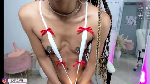    online show from 03/11/25, 11:44