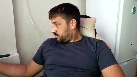 kaifik online show from 11/23/25, 06:13