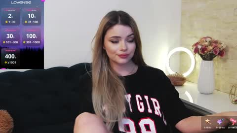 Snapshot of kailyn_moen01 chatting on 12/11/24, 07:57 Kailyn online show from 12/11/24, 07:57