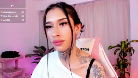Snapshot of kali_ka chatting on 02/11/25, 07:27 Kali Ka Please help me with your thumbs up its important dont forget my birthday on October 26 online show from 02/11/25, 07:27