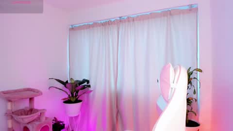 Snapshot of kali_ka chatting on 02/21/25, 12:28 Kali Ka Please help me with your thumbs up its important dont forget my birthday on October 26 online show from 02/21/25, 12:28