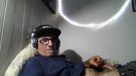 kalifornia91666 online show from 10/24/25, 05:04