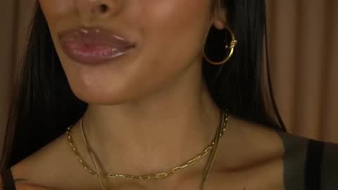 Snapshot of kaligray10 chatting on 09/15/25, 07:47 kaligray10 online show from 09/15/25, 07:47