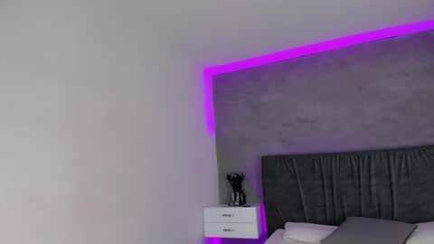 Snapshot of kaliopeh chatting on 12/14/24, 03:47 Carolina   online show from 12/14/24, 03:47