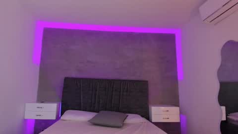 Snapshot of kaliopeh chatting on 02/11/25, 07:05 Carolina   online show from 02/11/25, 07:05