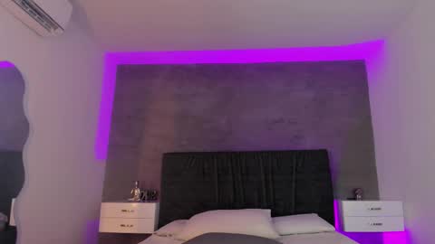 Snapshot of kaliopeh chatting on 03/10/25, 04:35 Carolina   online show from 03/10/25, 04:35