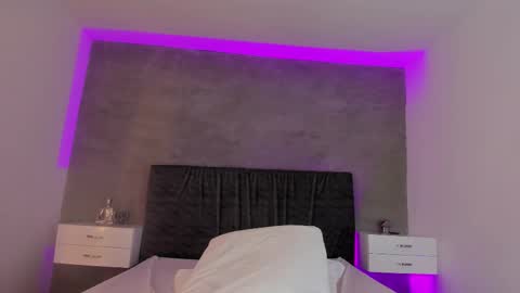 Snapshot of kaliopeh chatting on 03/12/25, 11:33 Carolina   online show from 03/12/25, 11:33