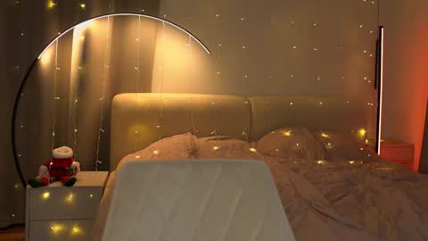 Please call me Kalisa online show from 12/17/24, 05:26