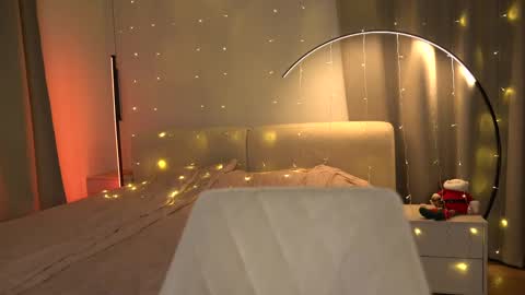 Please call me Kalisa online show from 12/22/24, 07:42