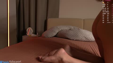 Please call me Kalisa online show from 10/03/25, 08:28