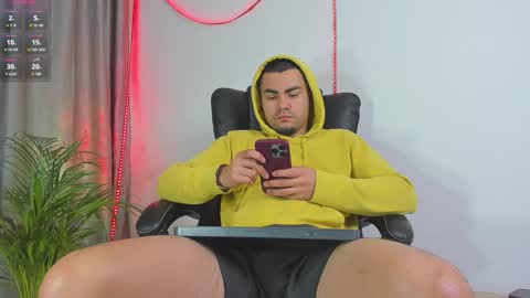 K A L I online show from 10/21/25, 08:15