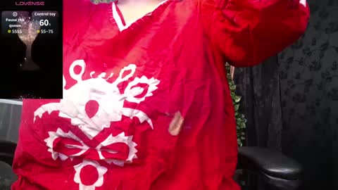 Alisha online show from 10/08/25, 10:13