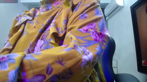 Alisha online show from 11/05/25, 10:15