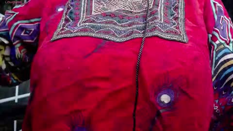 Alisha online show from 11/18/25, 10:09