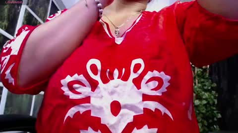 Alisha online show from 11/20/25, 10:15