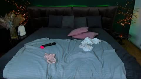 kamilahot25 online show from 10/24/25, 05:37