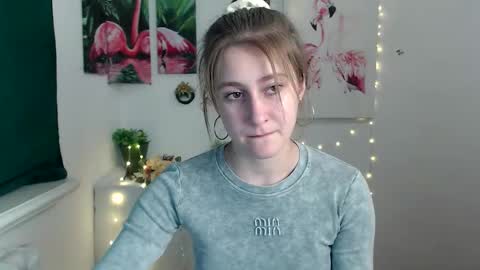 kamilla_love_ online show from 10/13/25, 01:33